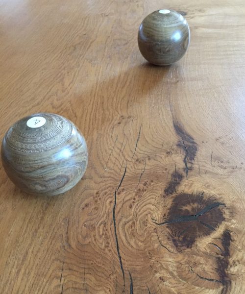 English character oak with antique wooden crown green bowls